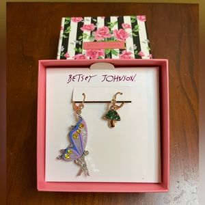Betsey Johnson Enchanted Rhinestone Fairy Mushroom Bling Earrings -NWT